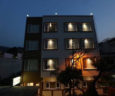 Green View By One Hotels